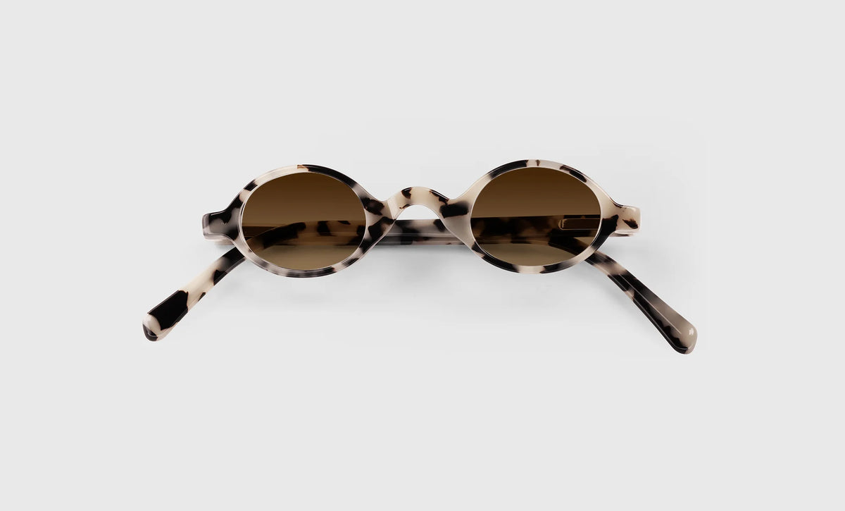 Classic Oval Round Acetate Sunglasses, eyewear product image